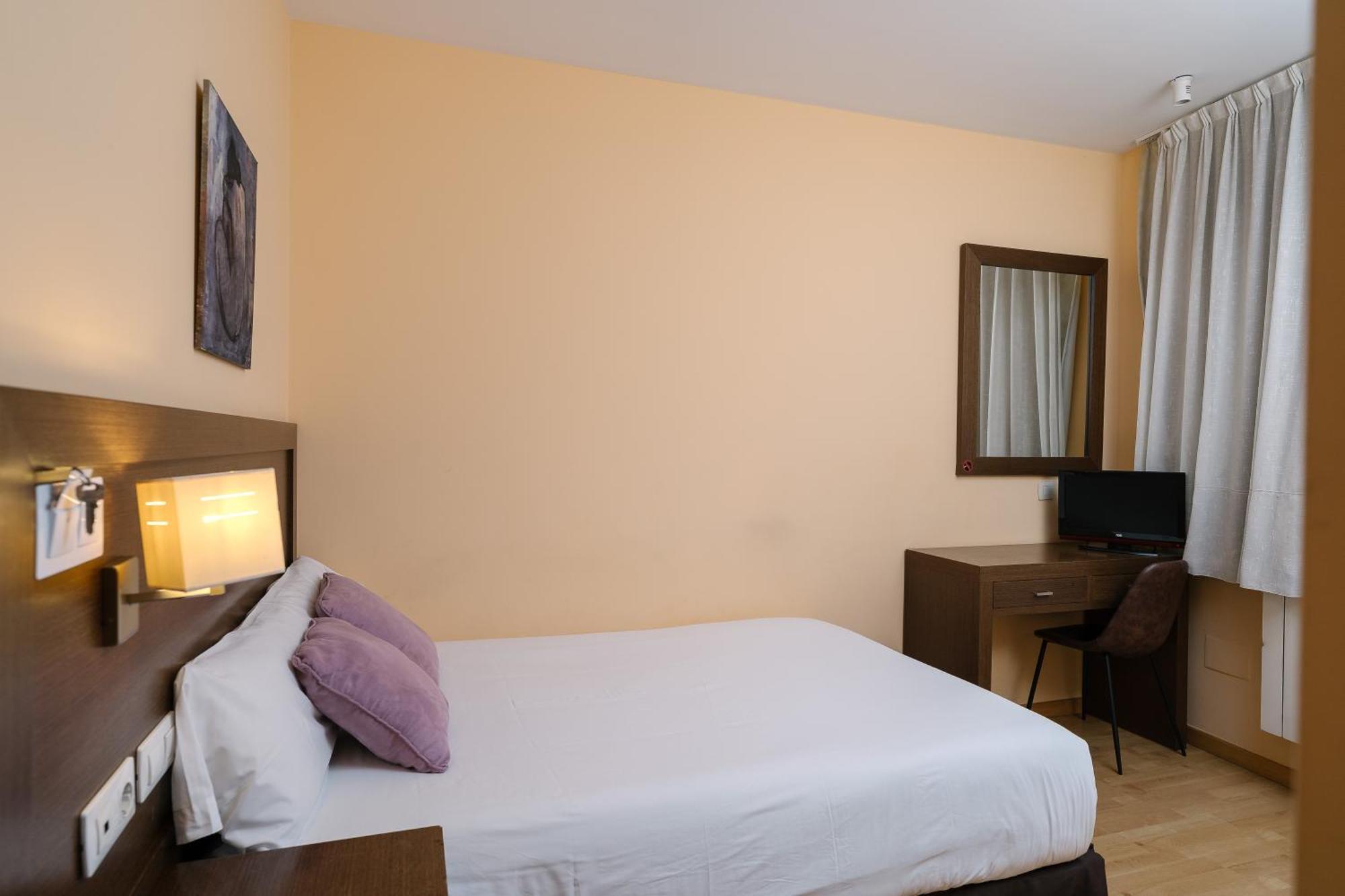 Hostal Acanto Burgo Buitenkant foto